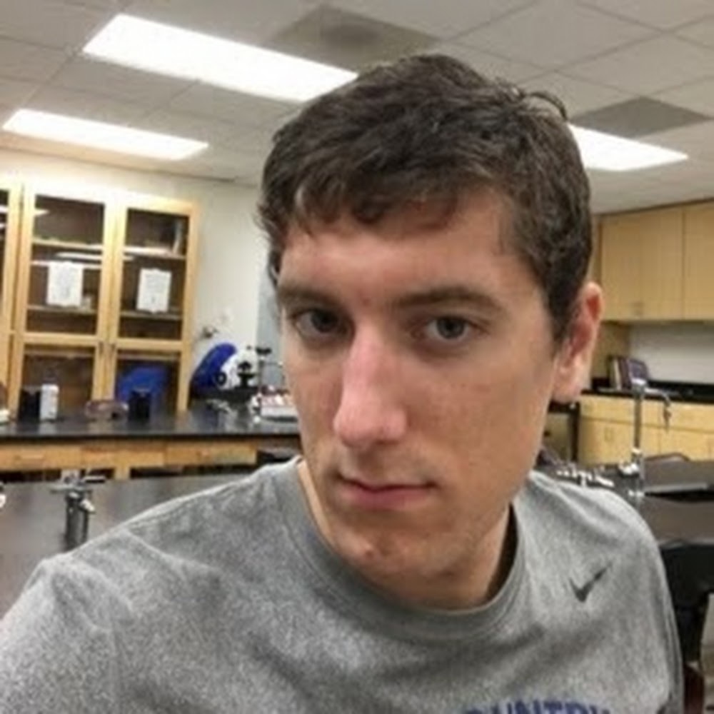 Meet your Posher, Zachary